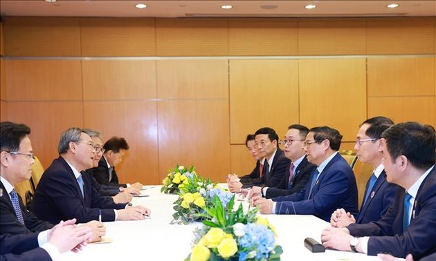 Pham Minh Chinh rencontre Li Qiang