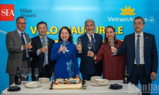 Vietnam Airlines ouvre une ligne directe Hanoï-Milan