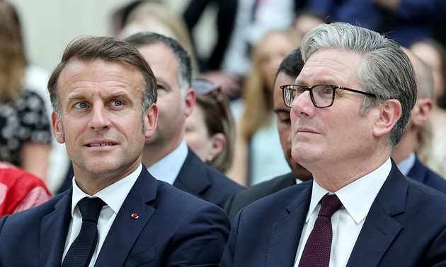 Sommet franco-britannique: priorité à la lutte contre les passeurs