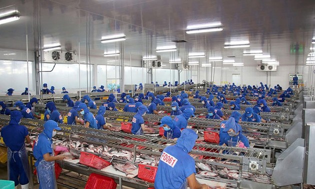 Le Vietnam vise une croissance des exportations de 12% en 2025