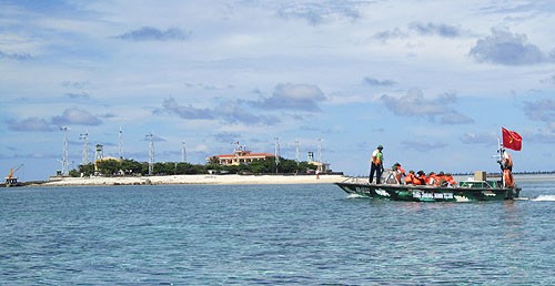 Вьетнамские деятели искусств обращают взор на море и острова Родины