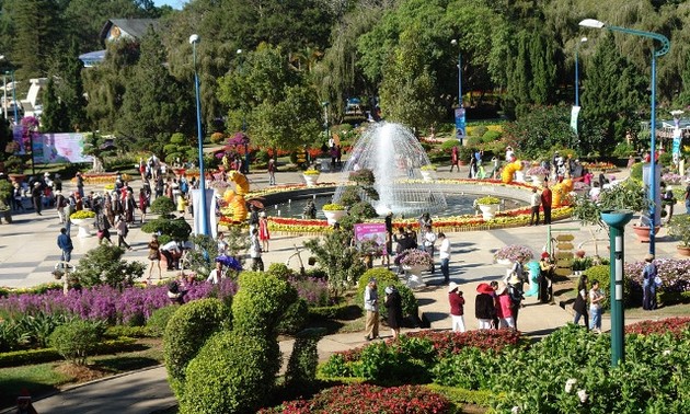 Далат в туристический сезон