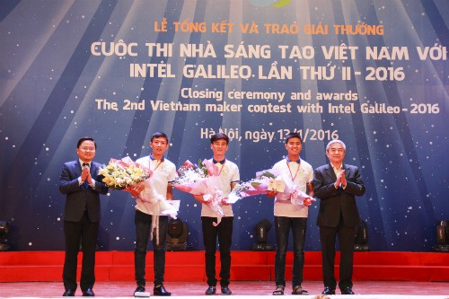 Remise des prix du Concours des créateurs du Vietnam, deuxième édition