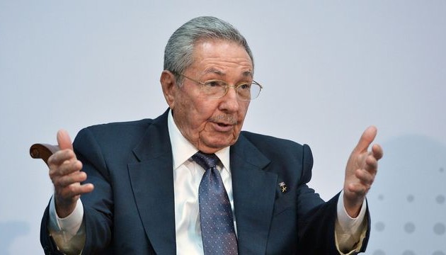 Cuba : Castro se dit prêt à un "dialogue respectueux" avec Trump