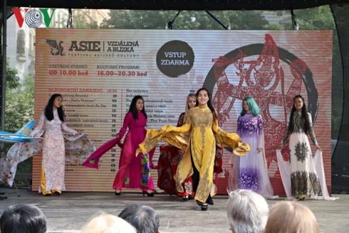 Le Vietnam au 3ème Festival culturel asiatique en République tchèque