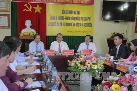 Truong Hoa Binh travaille avec le centre d’archives national numéro 4