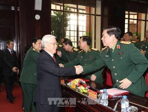 Nguyen Phu Trong à la conférence-bilan de la commission militaire centrale