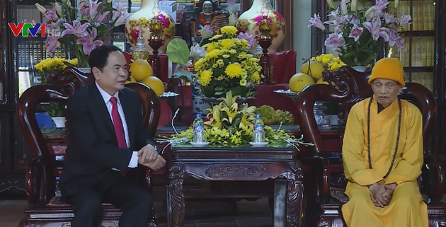 Voeux du Têt du Front de la patrie du Vietnam à l'Eglise bouddhique 