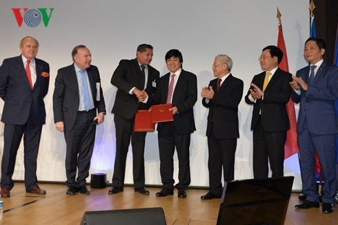 Nguyên Phu Trong rencontre des chefs d’entreprises français