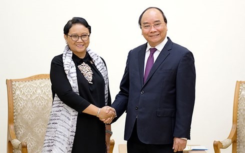 Nguyên Xuân Phuc reçoit la ministre indonésienne des Affaires étrangères