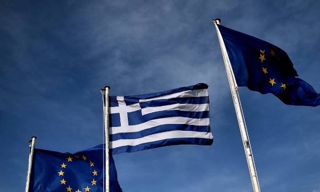 La Grèce reçoit 15 milliards d'euros, dernier décaissement de l'aide de la zone euro