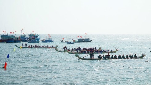 Course de pirogues de Ly Son