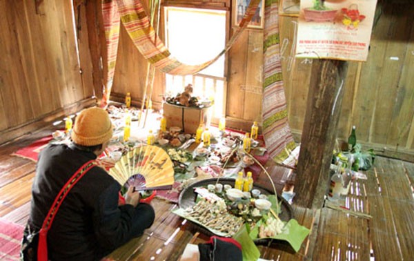 Le plateau d’offrandes du Têt des Muong Vang