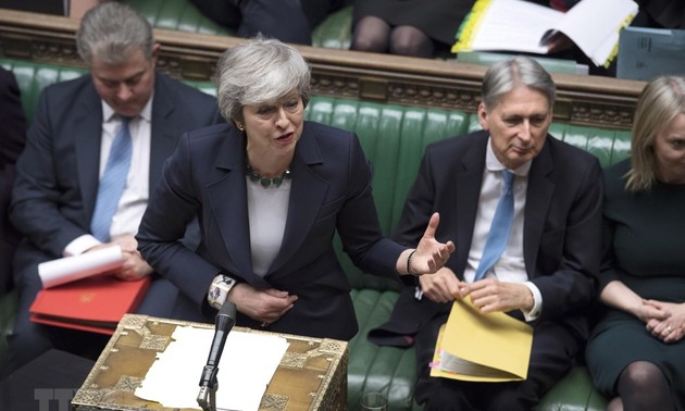 Brexit : les députés britanniques rejettent de peu le « no deal »