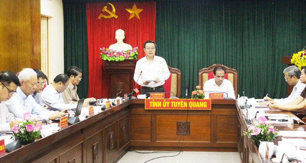 Phùng Quôc Hiên en déplacement à Tuyên Quang