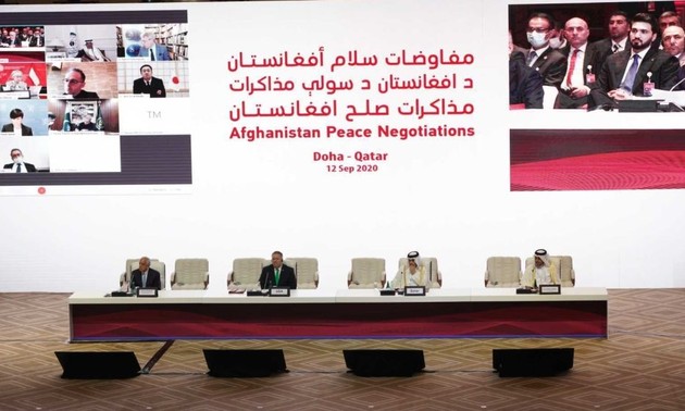 Première journée de pourparlers historiques sur l'Afghanistan au Qatar