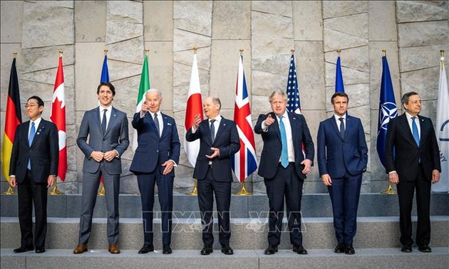 Le G7 se dit prêt, sur le principe, à se sevrer du pétrole russe