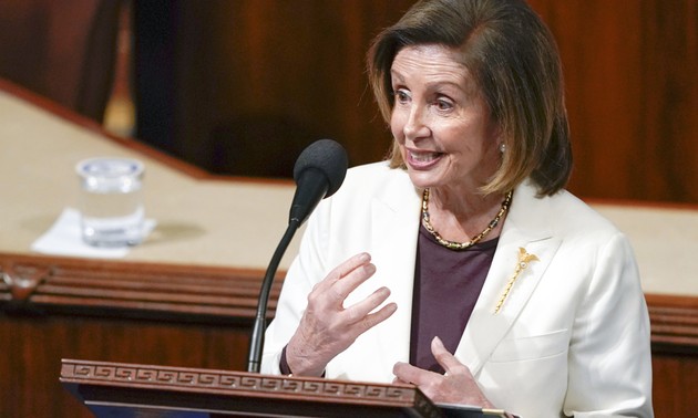 Nancy Pelosi renonce à être cheffe des démocrates au Congrès américain