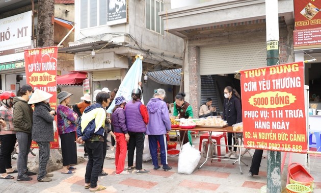 Une philanthrope au grand cœur à Hai Phong 