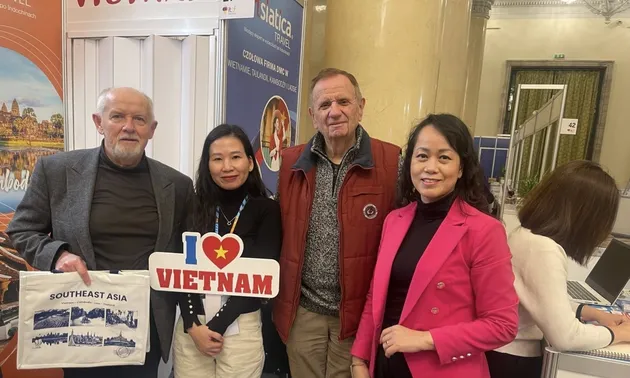 Kiều bào hướng về Ngày bầu cử: Kỳ vọng cho giai đoạn phát triển mới của đất nước