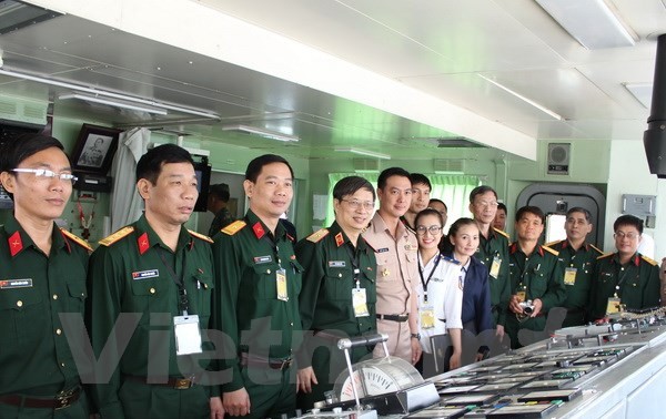 การพบปะสังสรรค์ระดับนายร้อยระหว่างกองทัพเวียดนามกับไทย