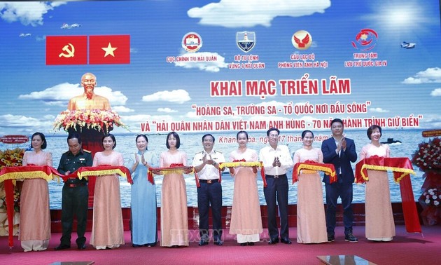 นิทรรศกาล “หว่างซา เจื่องซา แนวหน้าทางทะเลของประเทศ”