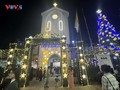Suasana Hari Natal Bergerlora di Seluruh Vietnam