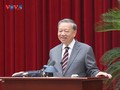 评论：点燃新时代知识与创新的火炬