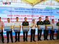 섬마을로 실어 나른 ‘봄의 소식’…베트남 해군, 도서 지역 위문