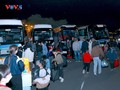 베트남 주민들, 설 명절 맞아 대도시를 떠나 귀향 행렬 시작