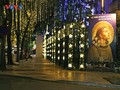 Lung linh Giáng sinh Hà Nội 