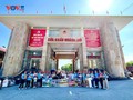Đoàn khách du lịch đầu tiên xuất cảnh qua cửa khẩu Hoành Mô (Quảng Ninh)