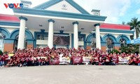 Provinsi Quang Ninh Sambut Rombongan Wisman Terbesar Pasca Pandemi Covid-19