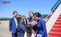 Sekjen To Lam dan Istri Memulai Kunjungan Kenegaraan di Republik Korea