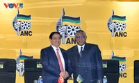 Primer Ministro de Vietnam se reúne con el Secretario General del ANC