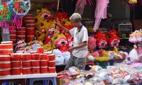 Un paseo por la calle de Hang Ma durante el Festival del Medio Otoño