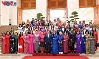 Mujeres diplomáticas elogiadas por sus contribuciones a la paz y el progreso