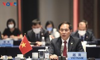 ASEAN, China strengthen bilateral ties