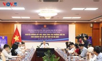 Trade conference seeks way to overcome difficulties of wood, textiles, footwear export