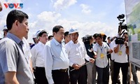 Parlamentspräsident Tran Thanh Man überprüft das Bauprojekt des internationalen Flughafens Long Thanh