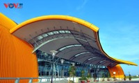 L'aéroport Liên Khuong