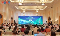 Menetapkan Pola Pertumbuhan  Baru  Sesuai dengan Persyaratan Vietnam