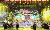 보 티 아인 쑤언 국가 부주석, ‘2025 디엔비엔 서북부 정수 페스티벌’ 개막식 참석