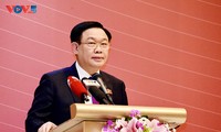 Vuong Dinh Huê au Forum sur le partenariat stratégique Vietnam-Indonésie