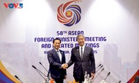 ベトナム、ASEAN外相会議の場で二国間外交を強化