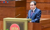 15届国会9次会议的质询活动满足实践要求  