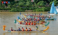 Flussfestival in Ho-Chi-Minh-Stadt