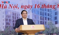 Premierminister Pham Minh Chinh fordert Fertigstellung von 100.000 Sozialwohnungen im Jahr 2025 auf
