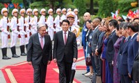 Staatspräsident Luong Cuong leitet offiziellen Empfang für UN-Generalsekretär António Guterres