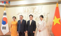 Republik Korea Menembakkan 21 Meriam untuk Menyambut Sekjen To Lam